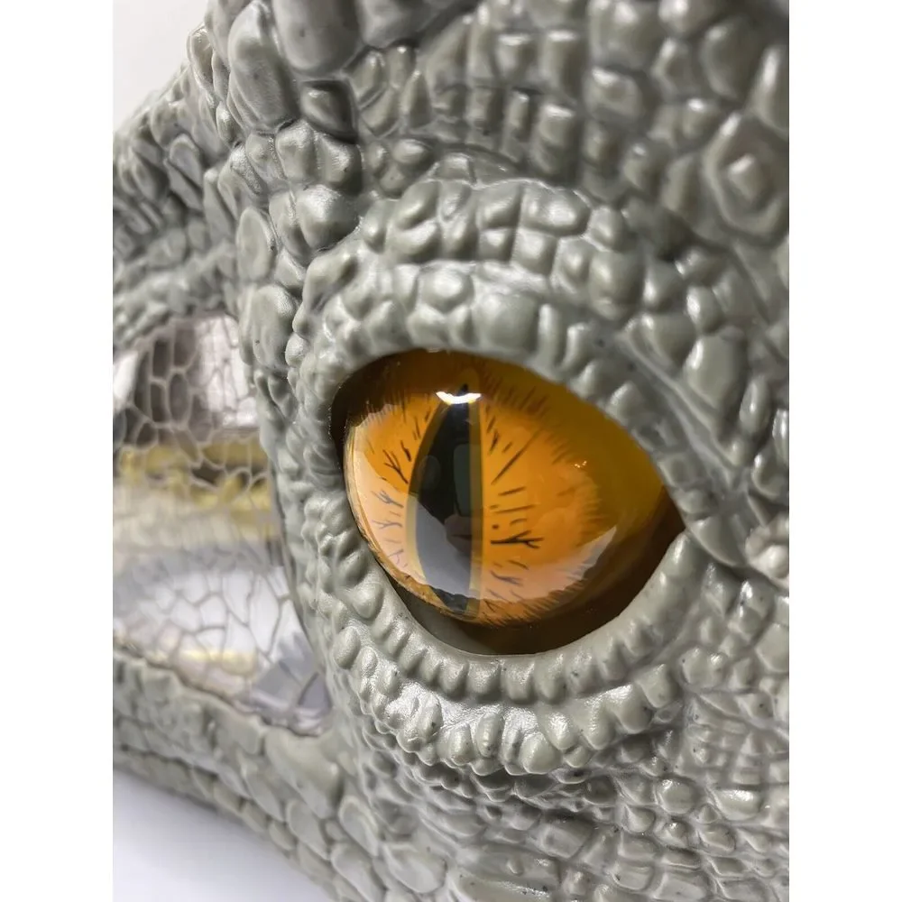 Jurassic World Dinosaur Mask Chomp‎ N Roar Helmet Velociraptor Blue Raptor 2017